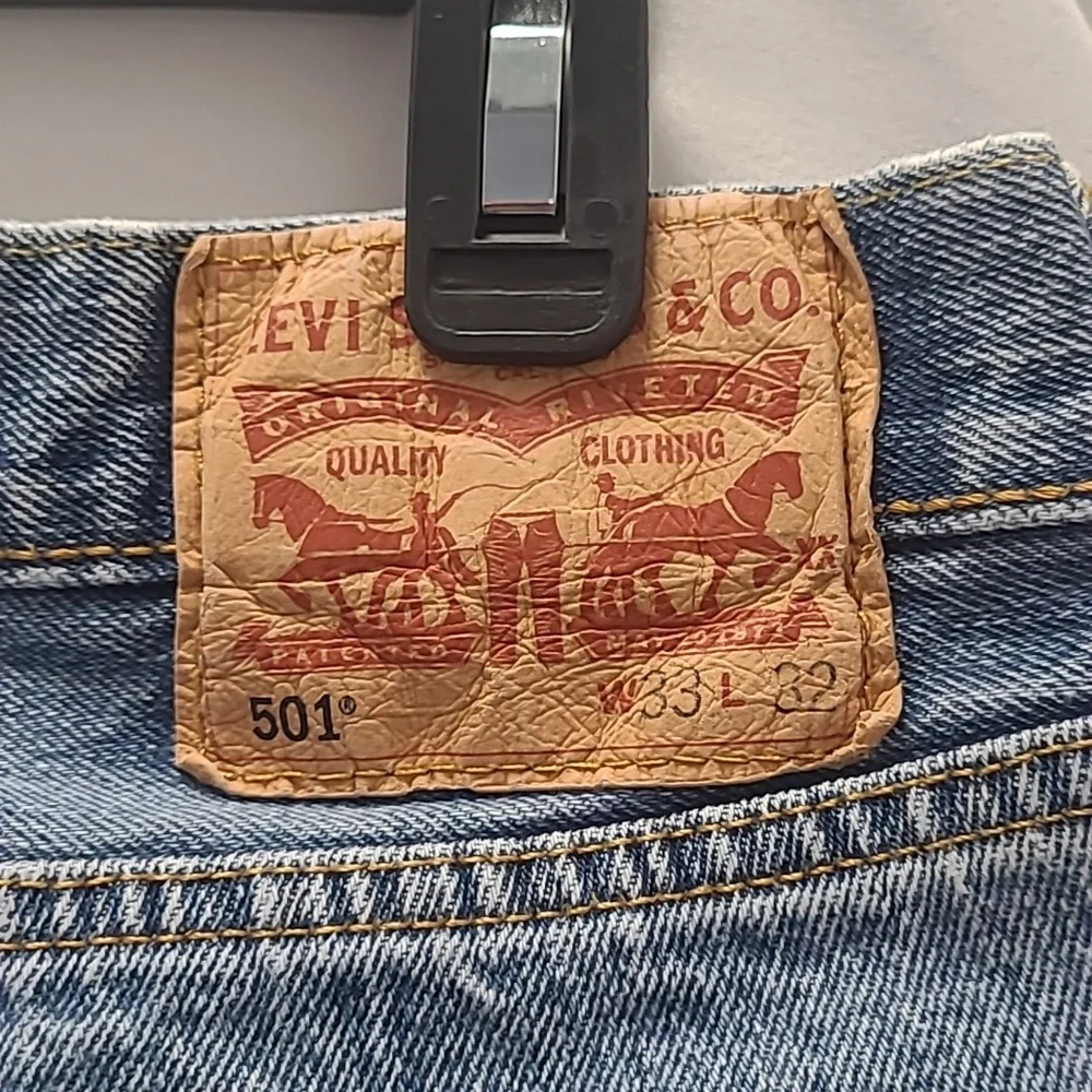 Levi's Men's Faded Blue Bootcut Jeans